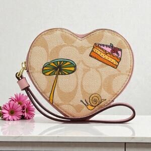 Coach X Observed By Us Heart Coin Case In Signature Canvas CU405